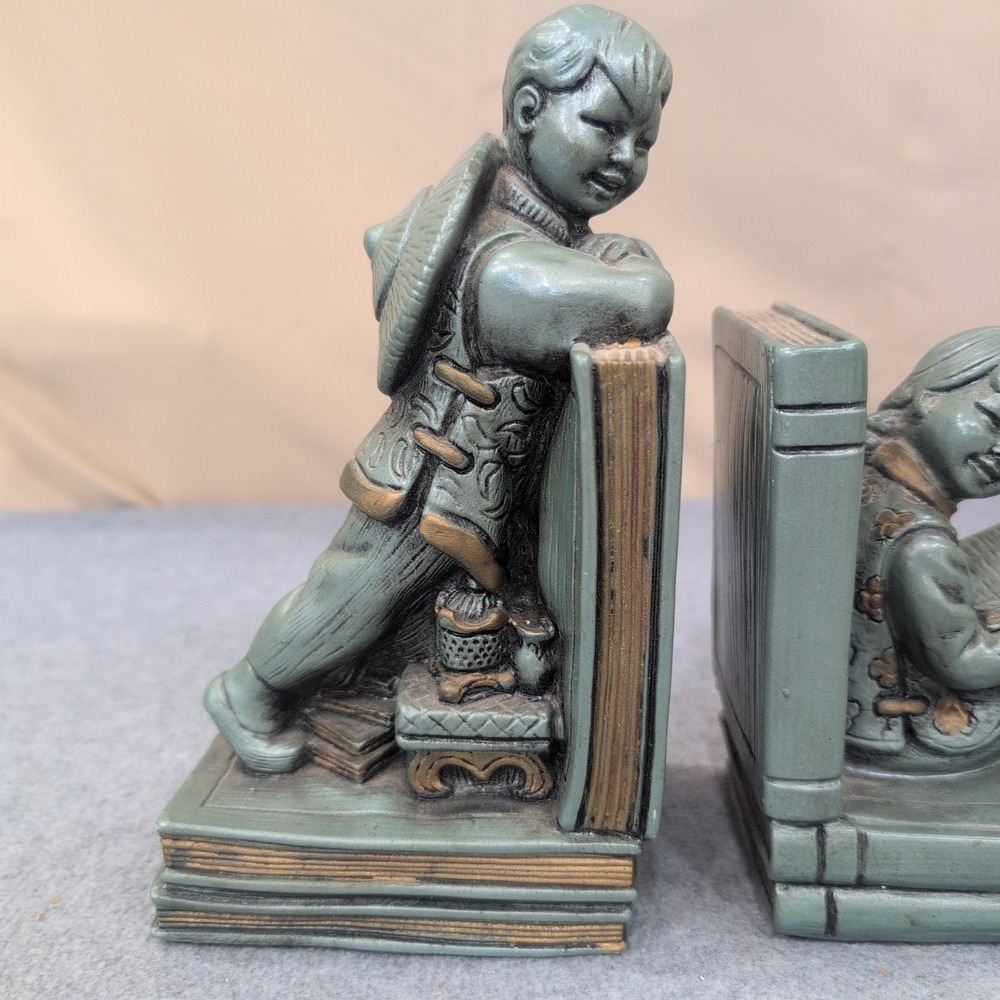 Vintage 1964 Universal Statuary Corp Asian Boy Girl Reading Bookends 927B Green - Picture 2 of 8